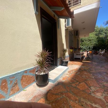 Olive Tree Apartment Саранда Екстер'єр фото