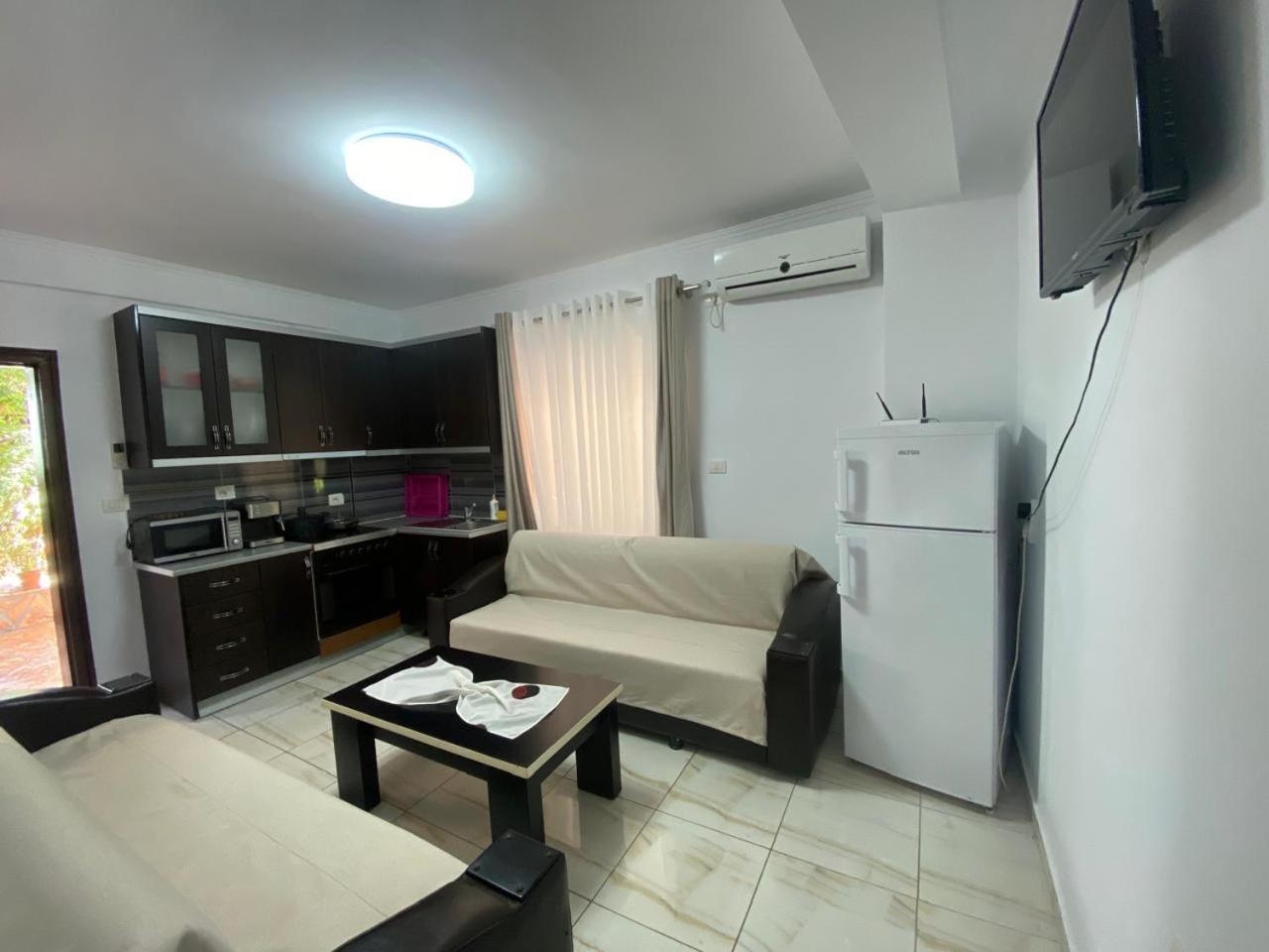 Olive Tree Apartment Саранда Екстер'єр фото