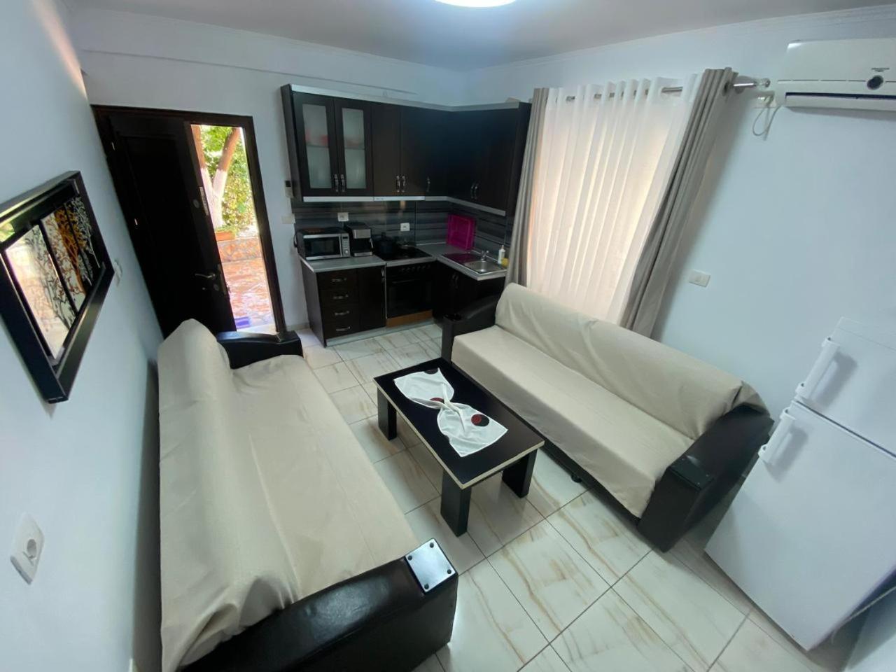 Olive Tree Apartment Саранда Екстер'єр фото