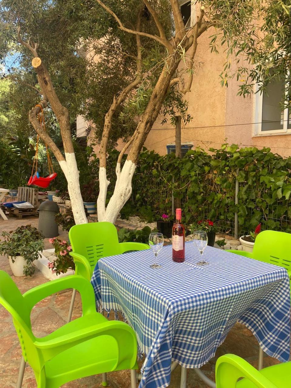 Olive Tree Apartment Саранда Екстер'єр фото