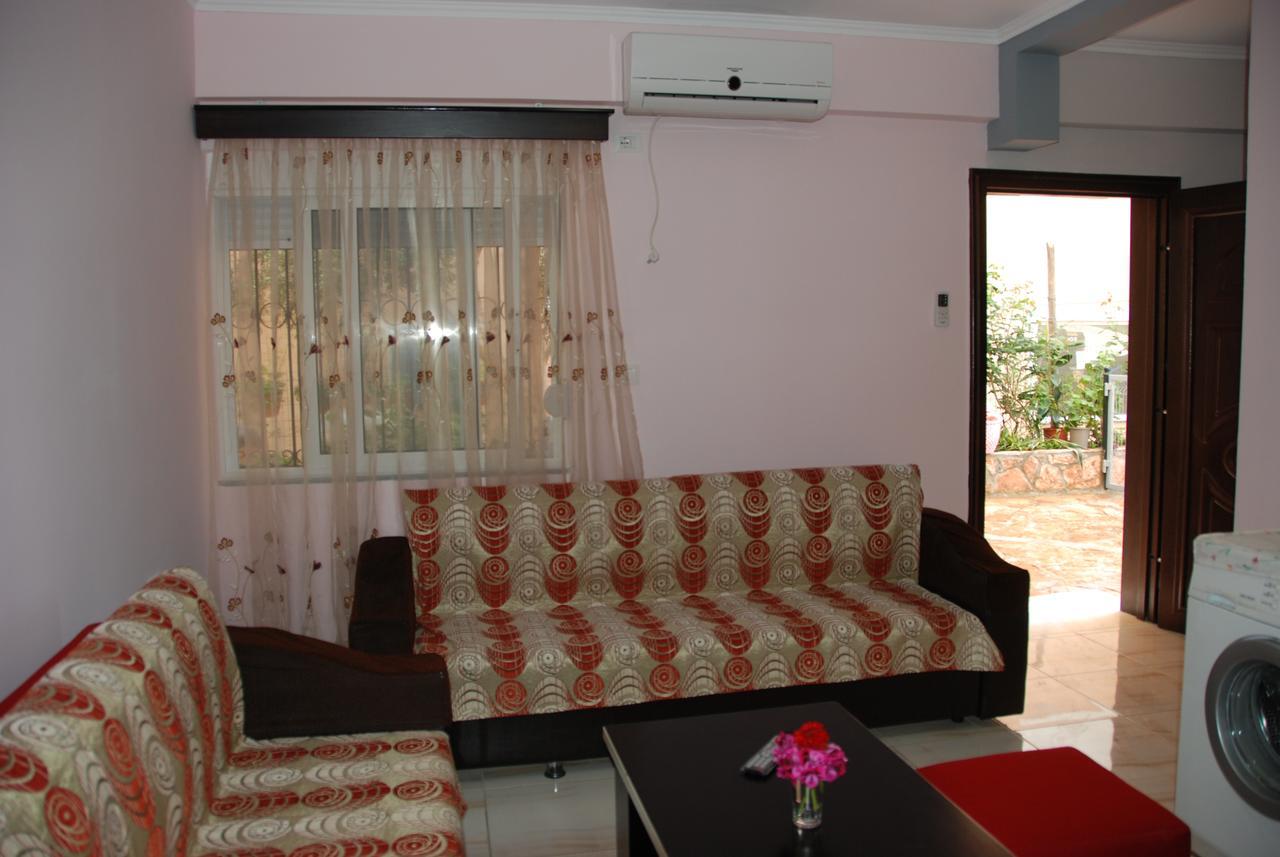Olive Tree Apartment Саранда Екстер'єр фото