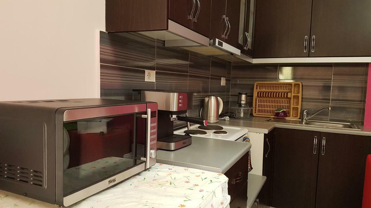 Olive Tree Apartment Саранда Екстер'єр фото